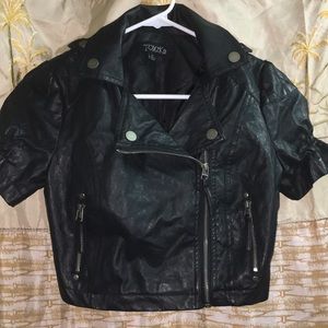 Leather crop jacket